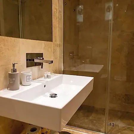 Hotel Sofia S 3*